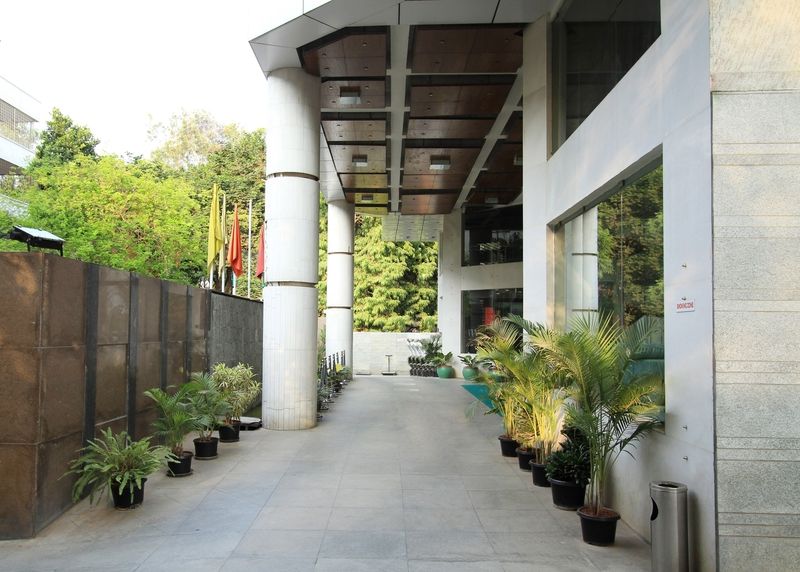 Shravanthi Sarovar Portico Bangalore Bagian luar foto