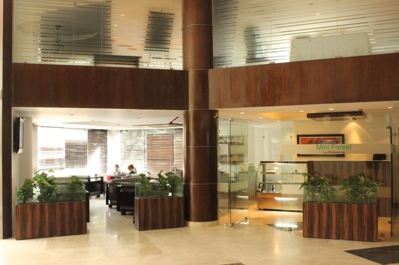 Shravanthi Sarovar Portico Bangalore Bagian luar foto
