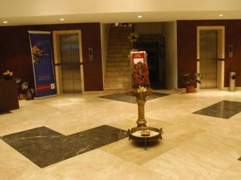 Shravanthi Sarovar Portico Bangalore Bagian luar foto