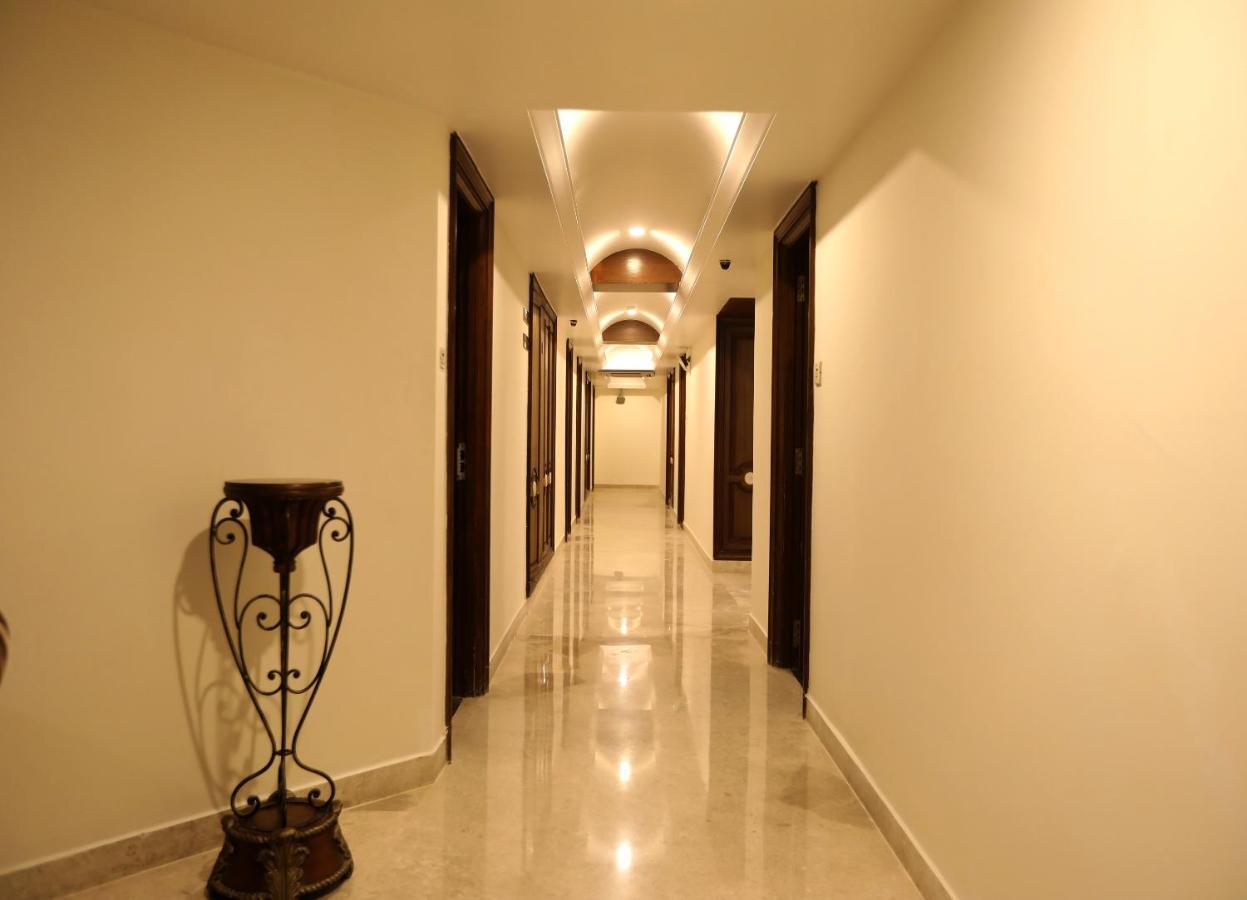 Shravanthi Sarovar Portico Bangalore Bagian luar foto