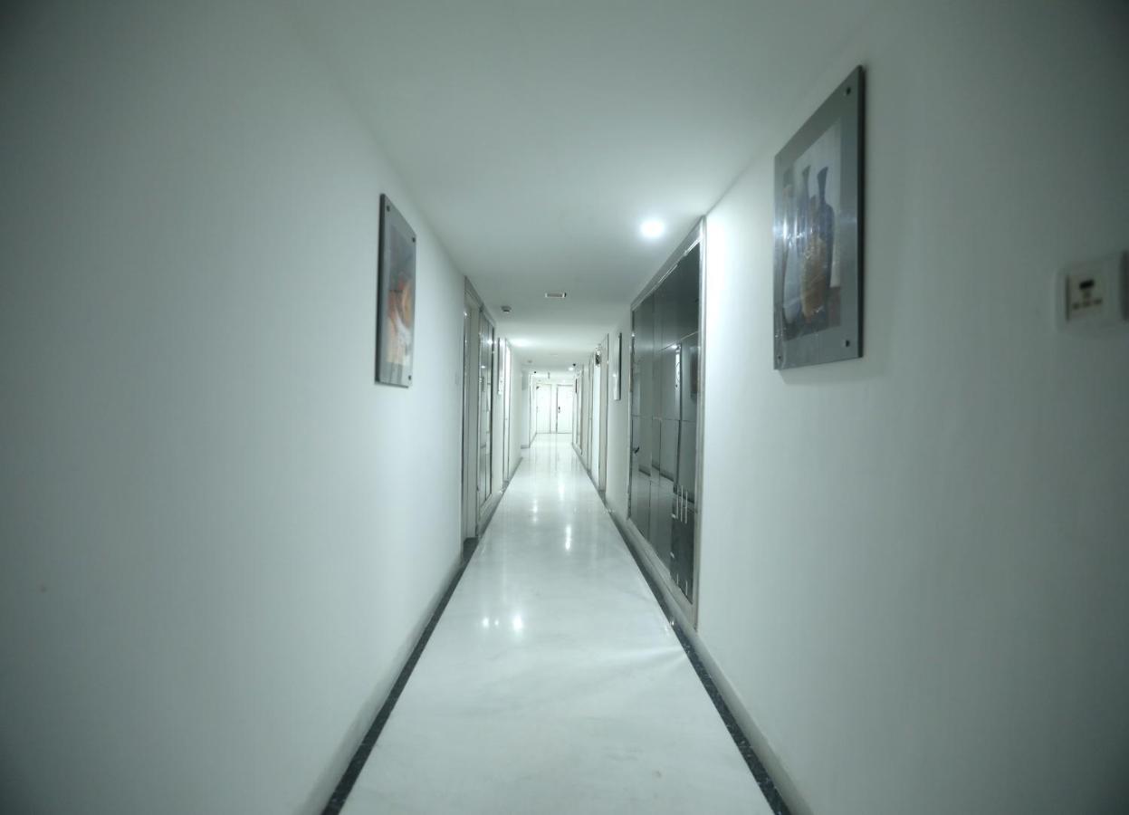 Shravanthi Sarovar Portico Bangalore Bagian luar foto